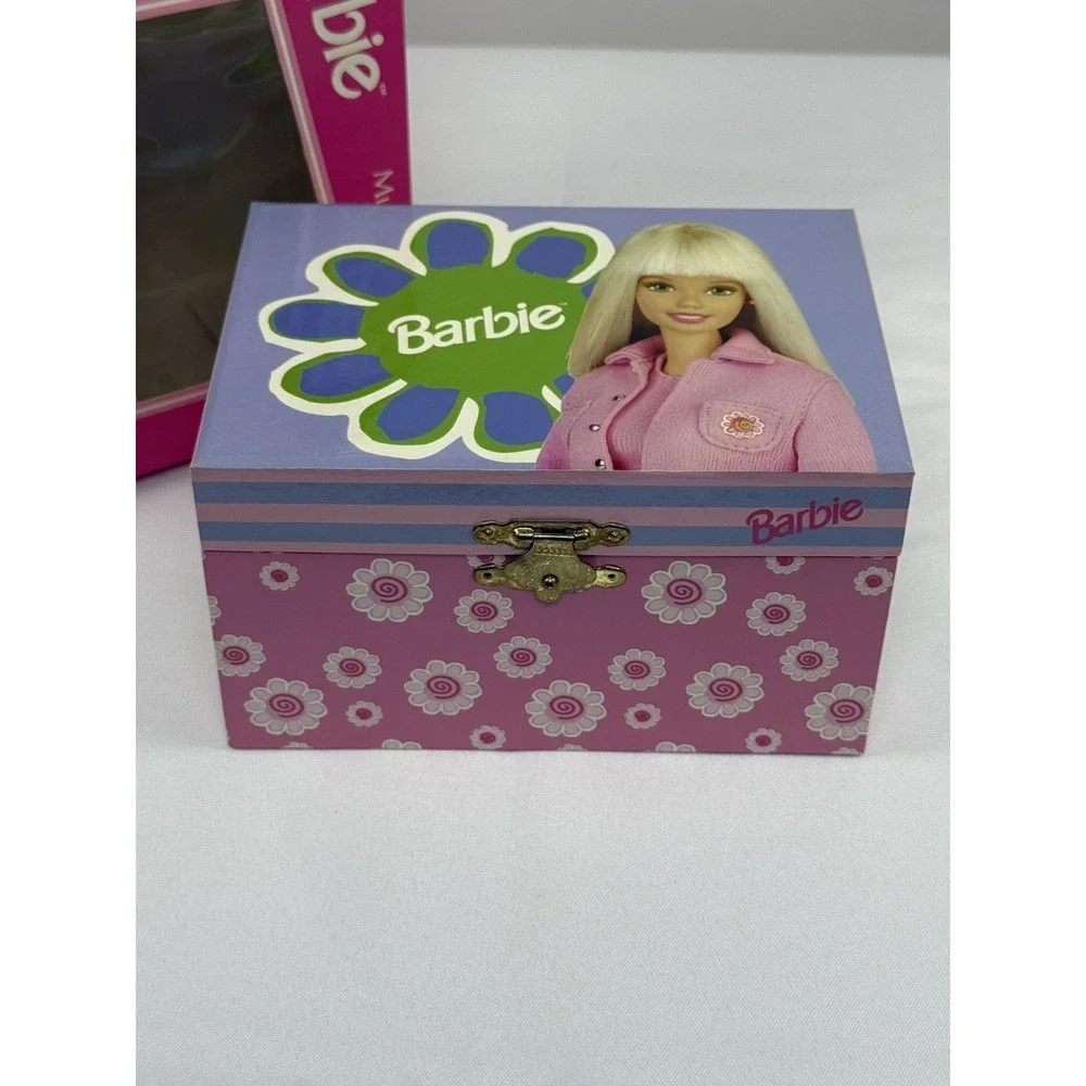 Vintage 1999 BARBIE MUSIC BOX MOTION FIGURINE & Jewelry Box by Mattel New RARE